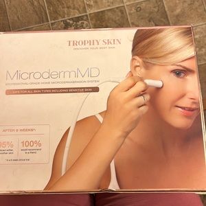 Microderm MD Professional-grade Home Microdermabrasion System